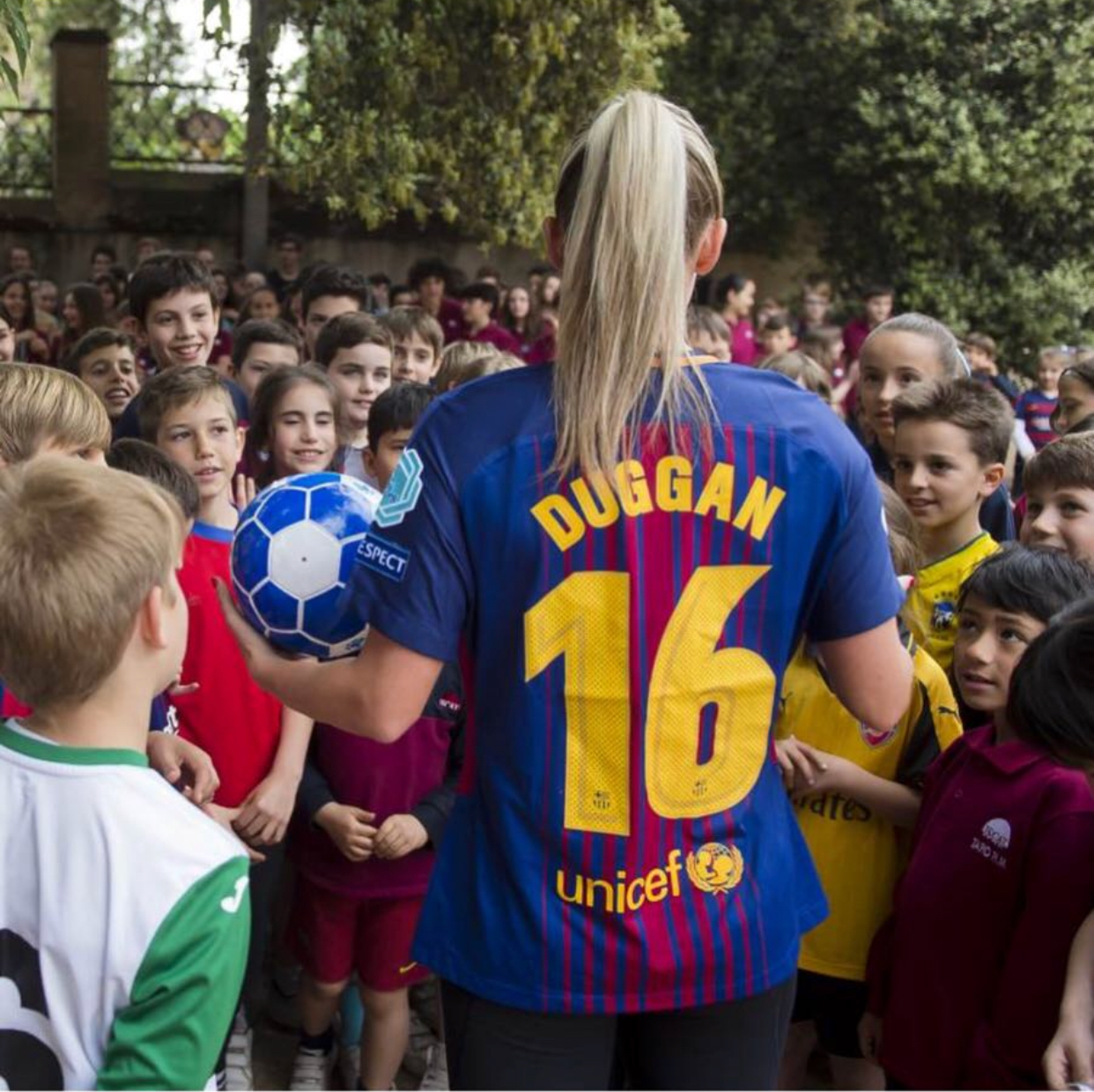 SOCCER AID FOR UNICEF / PLAYGROUND CHALLENGE